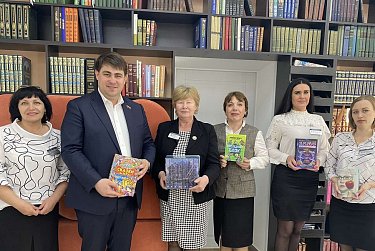 Книги в дар от Дамира Фахрутдинова 